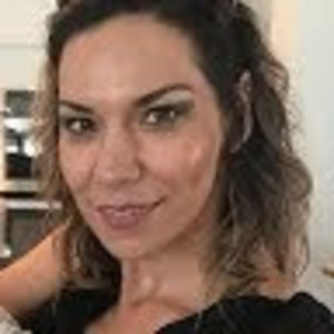 Meet your Posher, Yvette